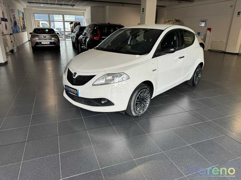 LANCIA Ypsilon - 1.0 firefly hybrid Gold s&s 70 CV - usato