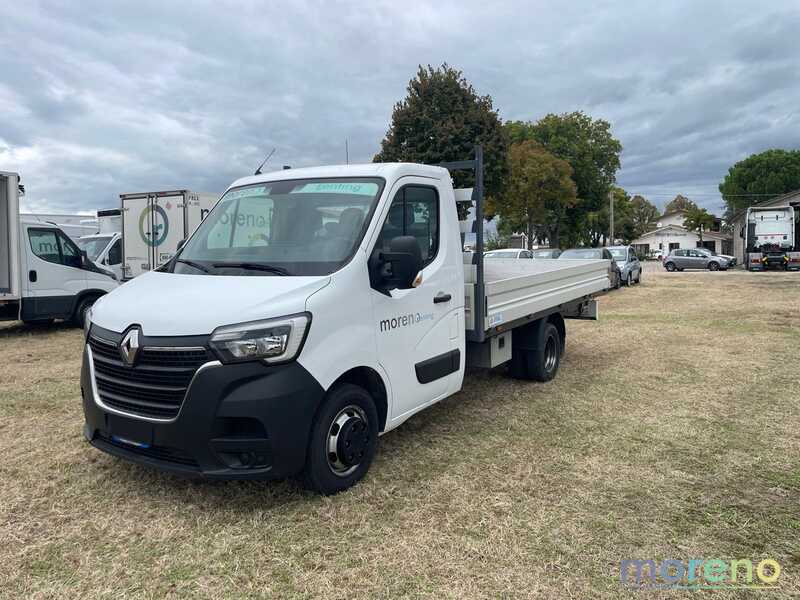 RENAULT Master - T35 traz.post. 2.3 energy dci 145 CV L3 H1 d.cab. - usato