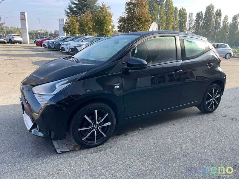 TOYOTA Aygo - 1.0 72 CV x-play - usato