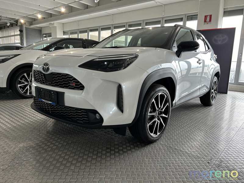 TOYOTA Yaris Cross - 1.5h GR Sport fwd 130cv e-cvt - km 0