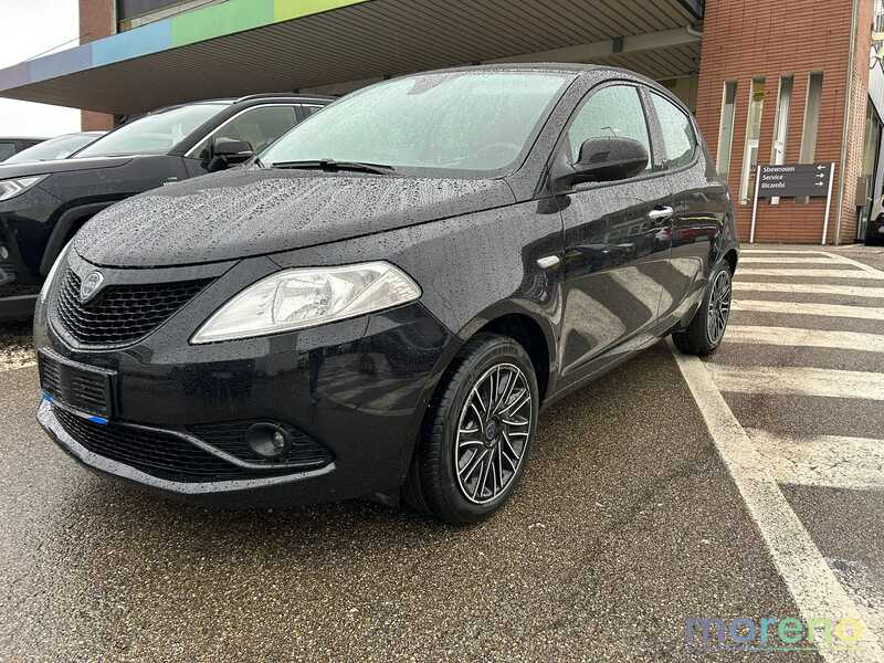 LANCIA Ypsilon - 1.0 firefly hybrid Gold s&s 70 CV - usato