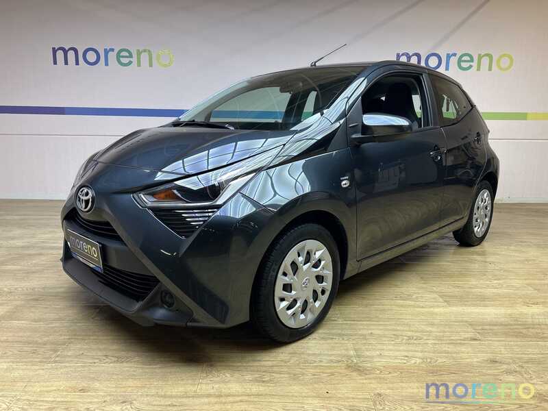 TOYOTA Aygo - 1.0 72 CV x-play - usato